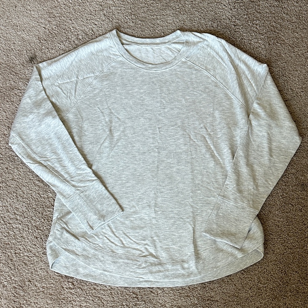 Athleta Light Gray Women's Long Sleeve Top Size Medium